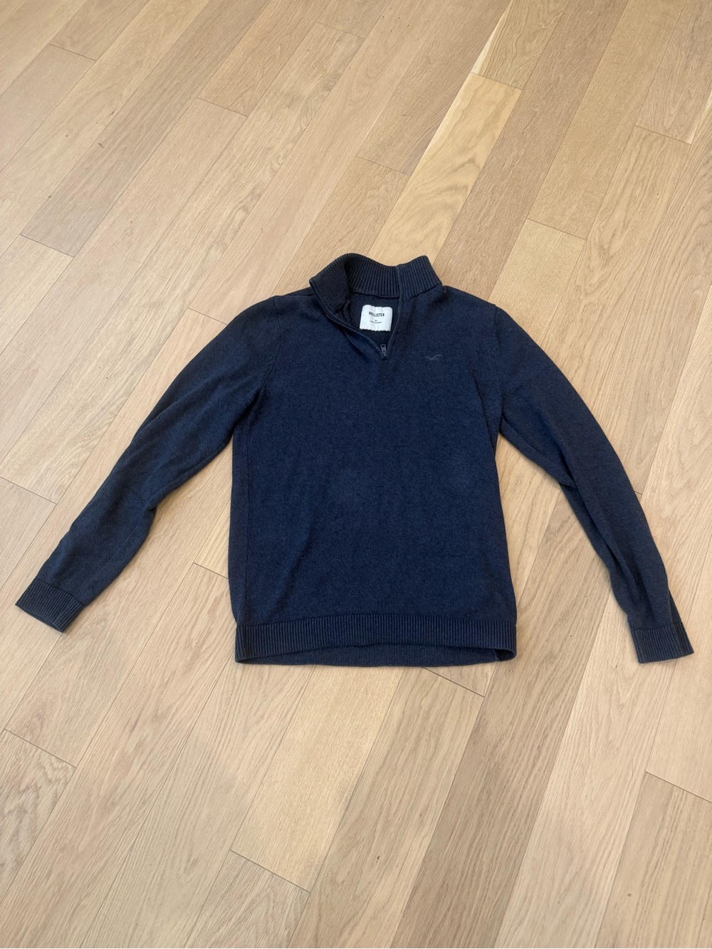 Hollister Men's Navy Half-Zip Knit Sweater Size Medium